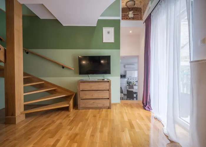 Olive Grove Of - With Gallery 公寓 希贝尼克