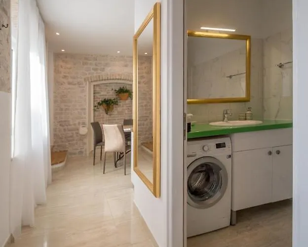 公寓 Olive Grove Of - With Gallery *